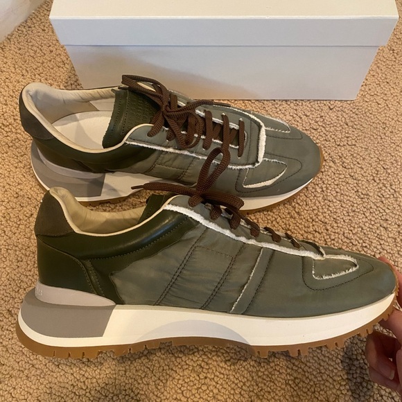 Maison Margiela 50-50 Sneakers in Olive - Picture 7 of 10